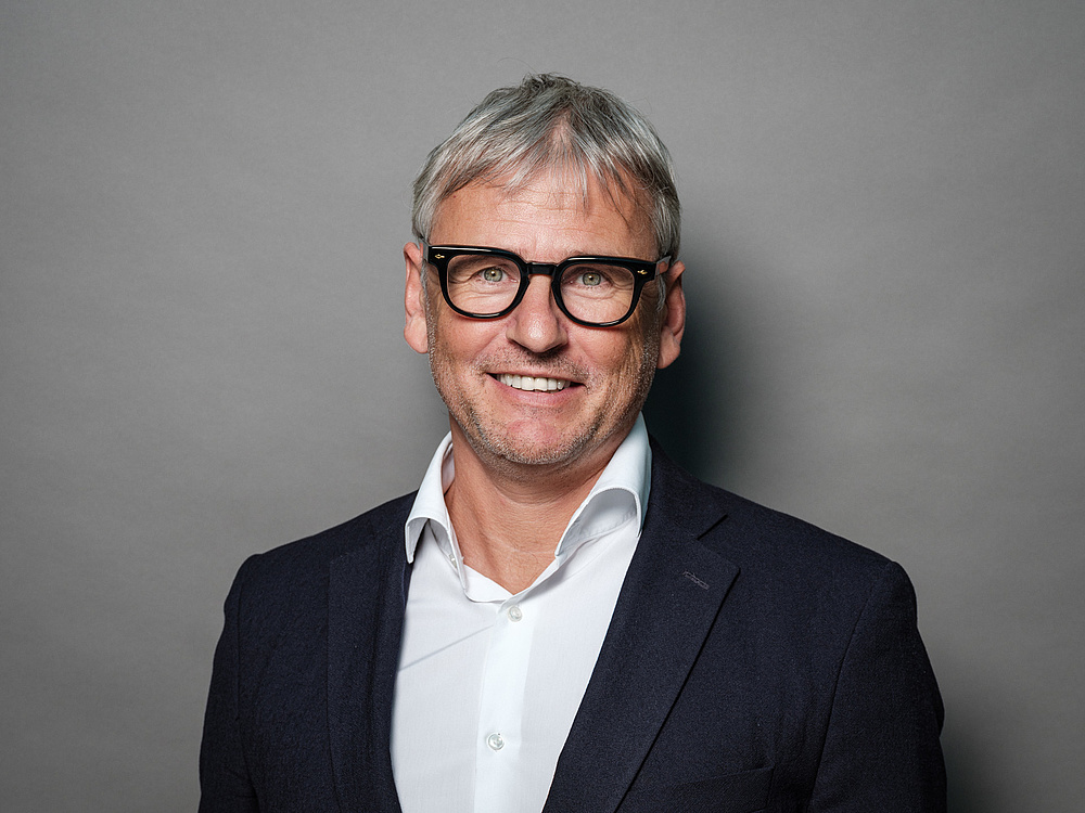 Klaus Haberfellner, Geschäftsführer der Austrotherm Gruppe, schließt mit dem Kauf von DCD IDEAL den letzten weißen Fleck in den Austrotherm Kernmärkten Zentral- und Osteuropa und stärkt damit die Marktposition von Austrotherm.